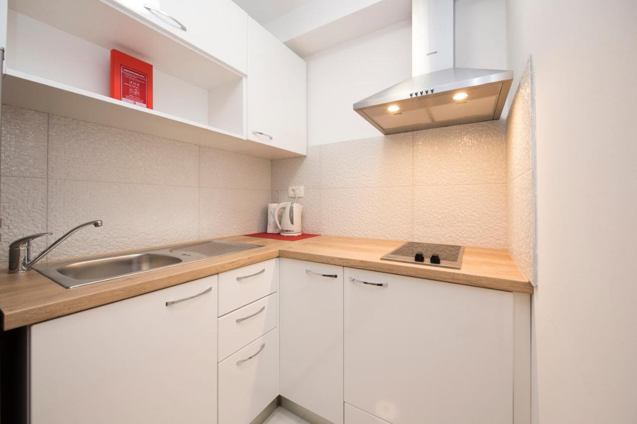 Apartments Maraton Split Bagian luar foto